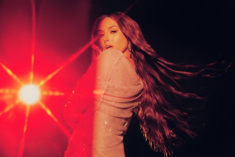 REVE_SATURN_RETURN_SHOT04_CONTEMPORARY_LOVE_0802